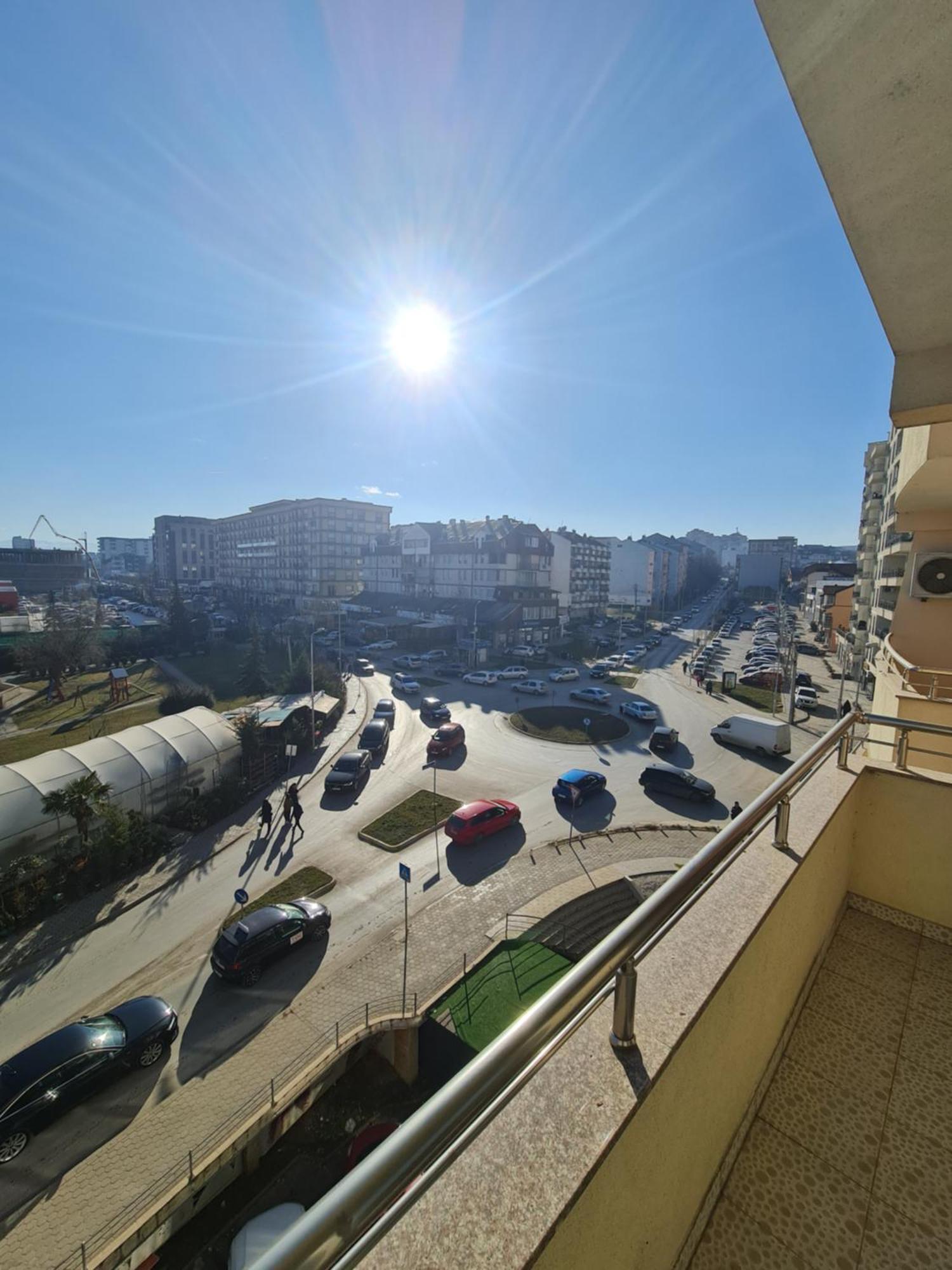 Apartment 2 Plisi Gjilan Buitenkant foto